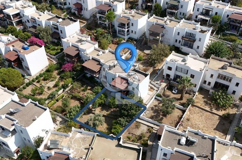 BODRUM GÜMÜŞKAYA SİTESİ 1. ETAP DENİZ MANZARALI YILLIK VİLLA