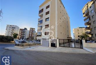 DENİZ MANZARALI AÇIK OTOPARKLI ARA KAT 4,5 + 1 SATILIK DAİRE