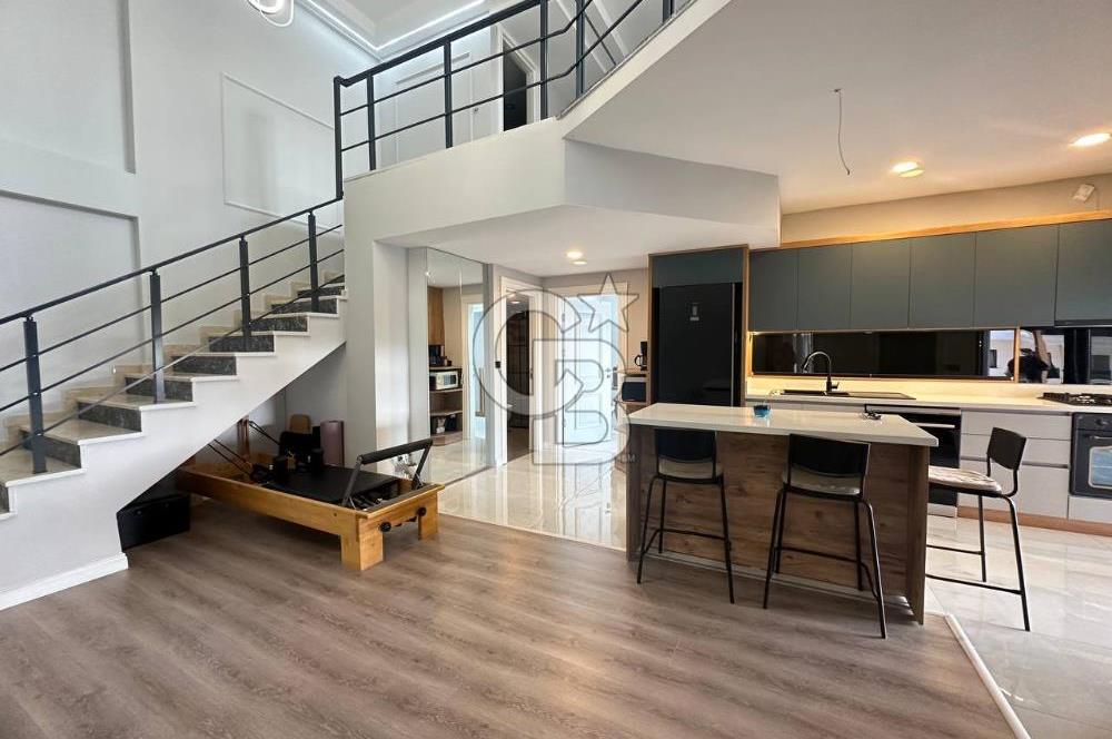 KADIKÖY'DE SATILIK LOFT DAİRE 