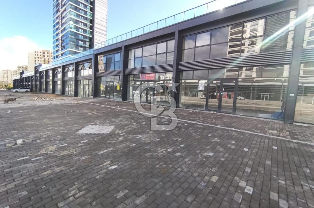 BAĞLICA MERMEROĞLU CAD ÜZERİ 370m² YAPILI TERASLI SATILIK DÜKKAN