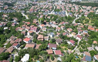 SARAYLI KÖY MEYDANINDA 524 M2 ARSA İÇERİSİNDE SATILIK KÖY EVİ