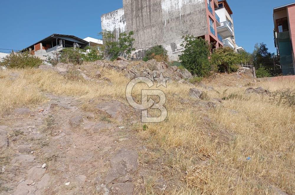 Bornova Atatürk Mahallesi'nde Villa İmarlı Satılık Arsa