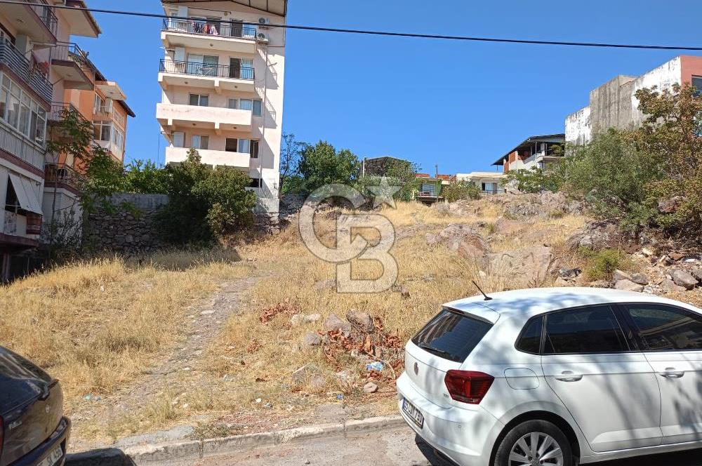 Bornova Atatürk Mahallesi'nde Villa İmarlı Satılık Arsa