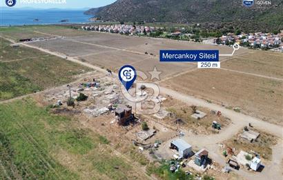 Karaburun Küçükbahçe Karareis'te 15/30 Konut İmarlı 427 m2 Arsa