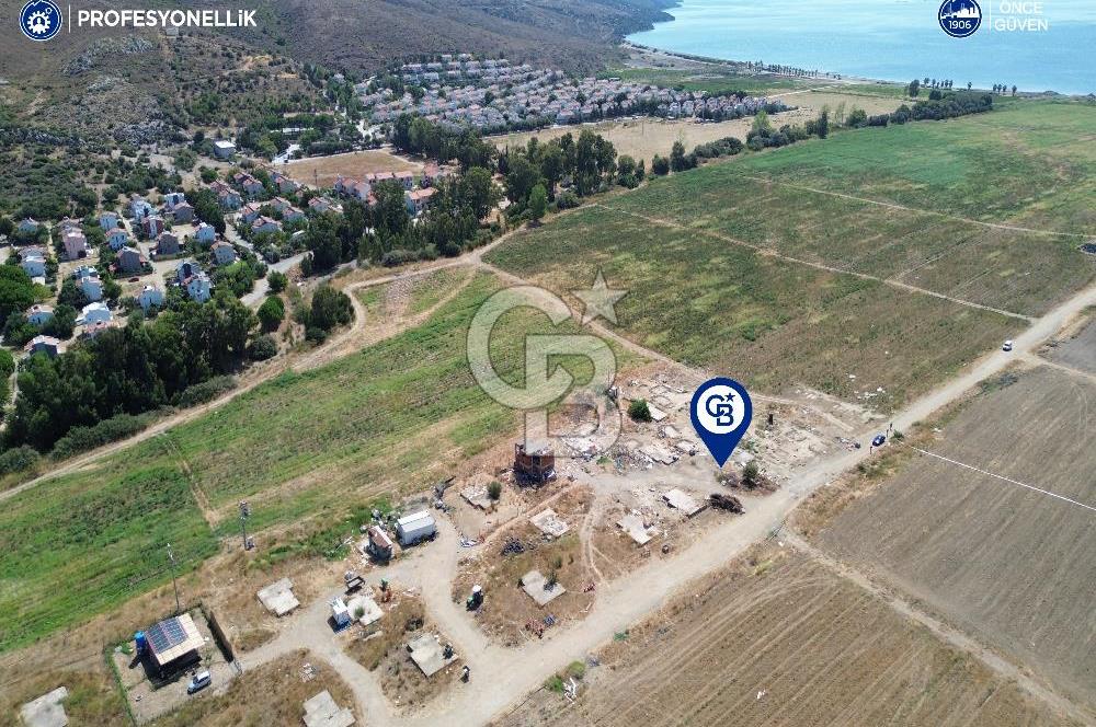 Karaburun Küçükbahçe Karareis'te 15/30 Konut İmarlı 427 m2 Arsa