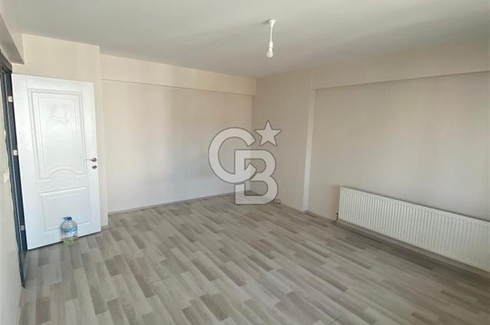 LAPSEKİ MERKEZDE SATILIK 3+1  DAİRE