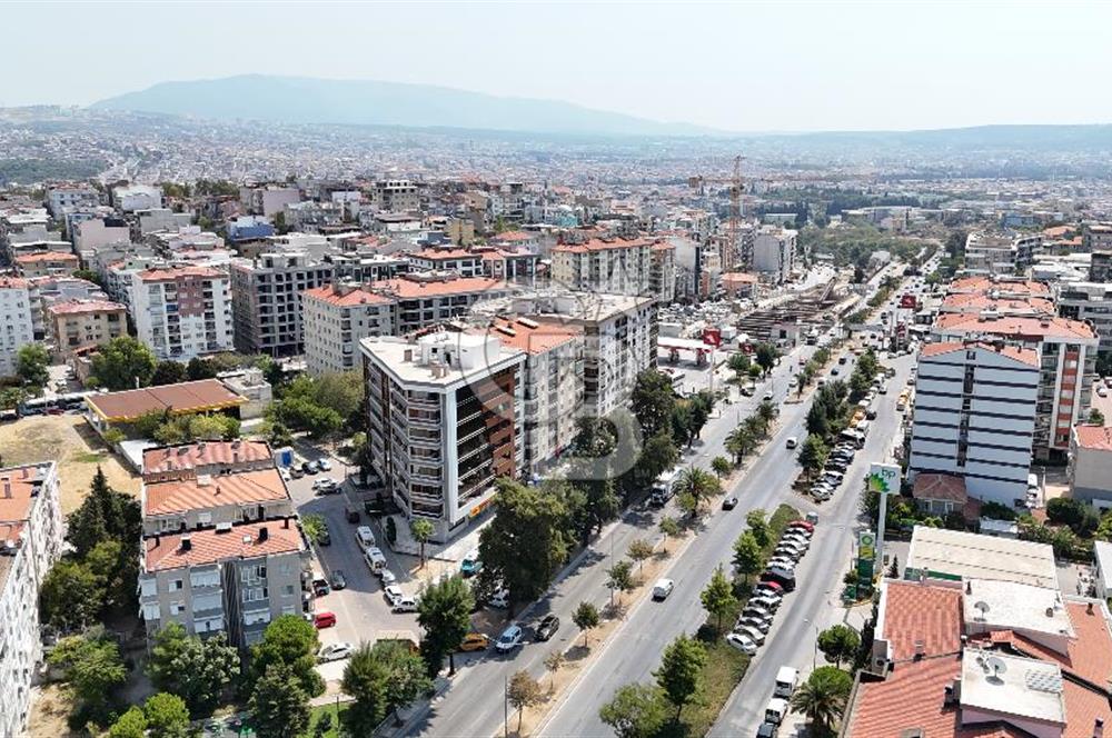 Merkezi Konumda 10 Yıllık Binada Kapalı Otoparklı 3+1 Daire 