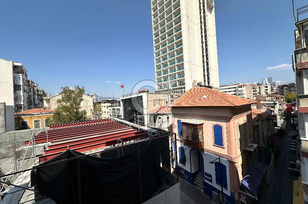 Kiralık Ofis Alsancak 2. Kordonda 3+1 100 m2