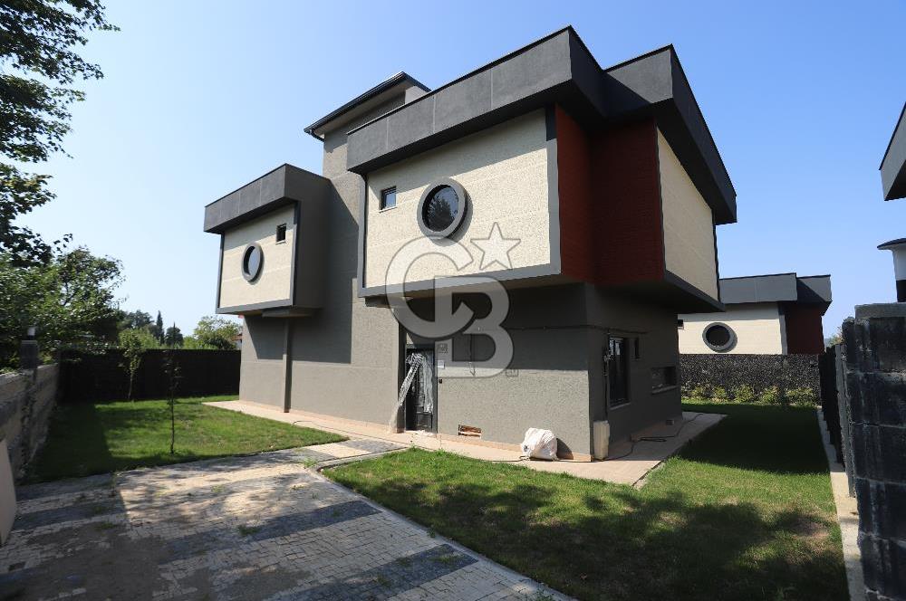 Satılık Ultra Lüks 8+1 Müstakil Havuzlu Villa