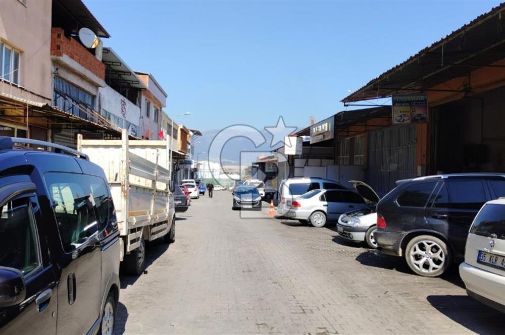 İzmir, Kemalpaşa, Çınar Sanayi'de Satılık Dükkan