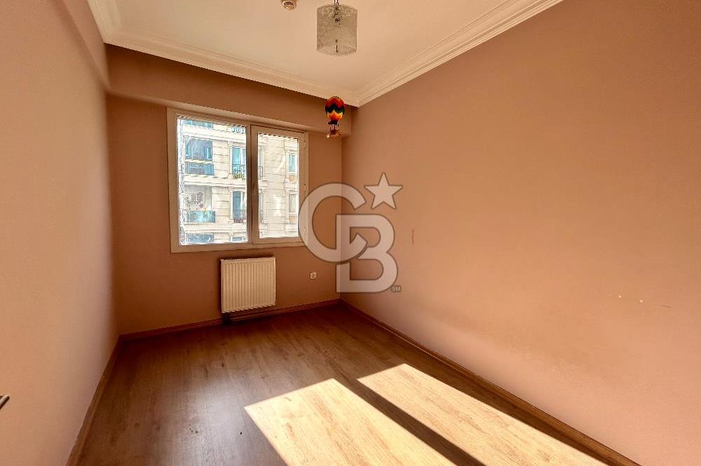 Walking Distance to Metrobus, 2+1 Flat for Rent in Asrın Konutları Site.