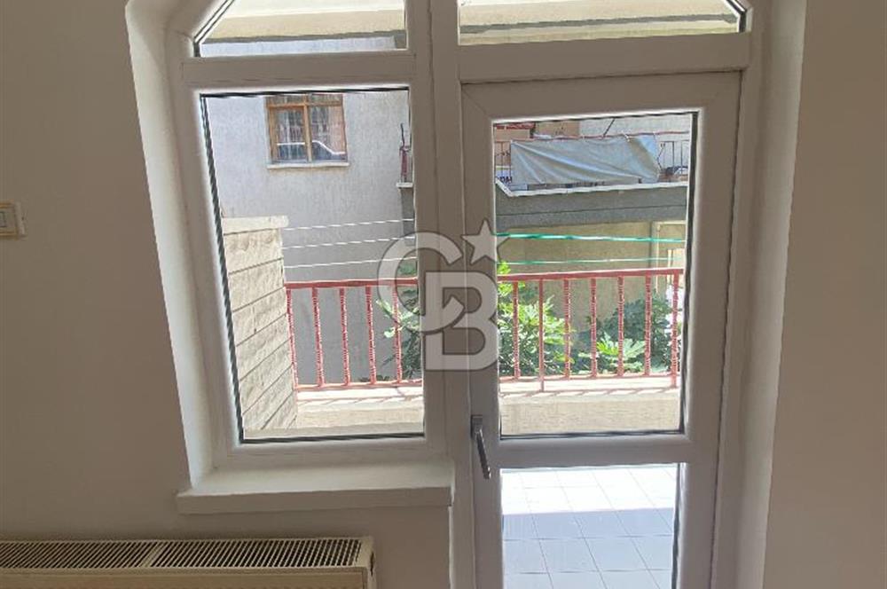 SEYRAN CAD ÜZERİNDE SATILIK BOŞ KOMBİLİ BAKIMLI 120 M2 3+1 DAİRE