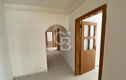 SEYRAN CAD ÜZERİNDE SATILIK BOŞ KOMBİLİ BAKIMLI 120 M2 3+1 DAİRE