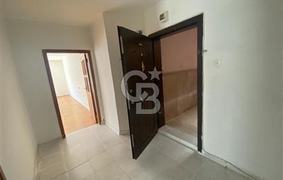 SEYRAN CAD ÜZERİNDE SATILIK BOŞ KOMBİLİ BAKIMLI 120 M2 3+1 DAİRE