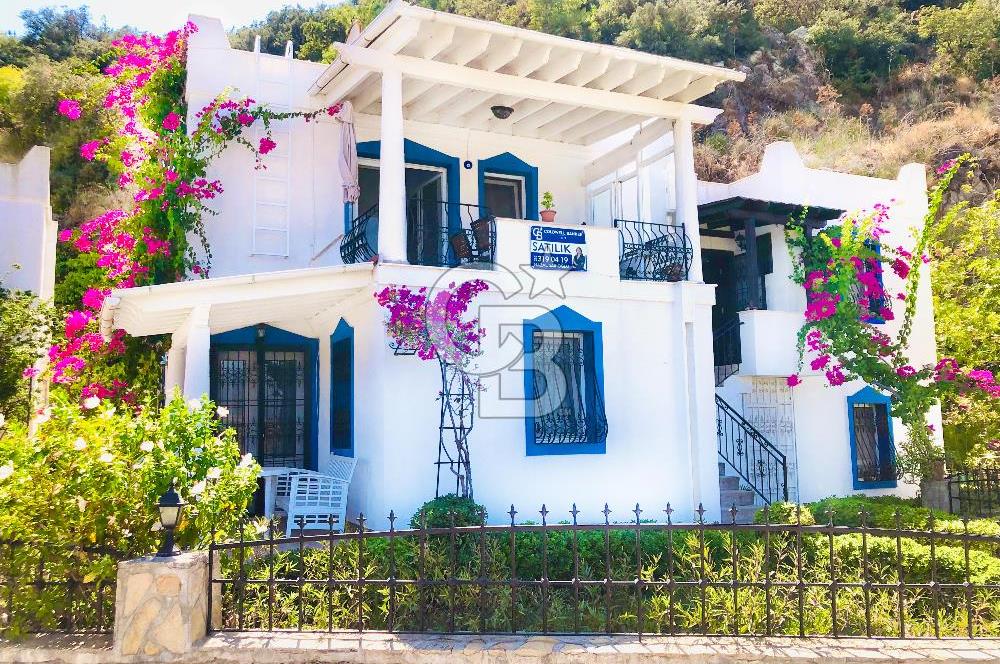 Bodrum Ortakent Deniz Manzaralı Satılık Villa