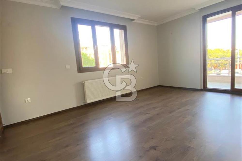 Gaziemir Atıfbey Mah.de Pazaryeri Yakını Geniş 3+1 Kiralık Daire