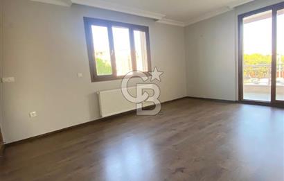 Gaziemir Atıfbey Mah.de Pazaryeri Yakını Geniş 3+1 Kiralık Daire