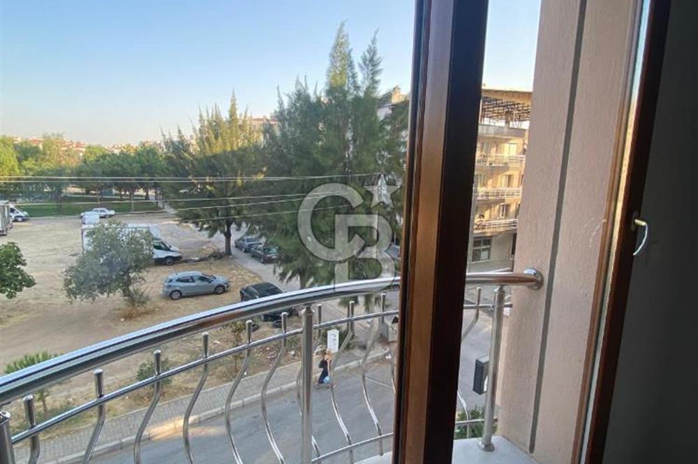 Gaziemir Atıfbey Mah.de Pazaryeri Yakını Geniş 3+1 Kiralık Daire