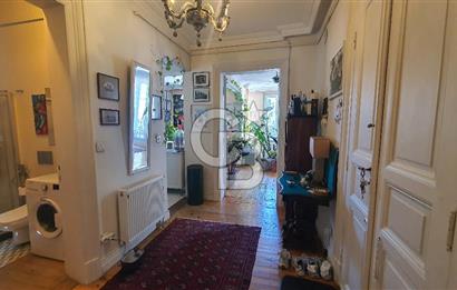 FLAT FOR SALE İN BEYOĞLU WHERE HISTORICAL DISTRICT OF ISTANBUL 