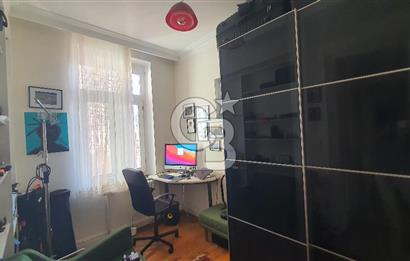 FLAT FOR SALE İN BEYOĞLU WHERE HISTORICAL DISTRICT OF ISTANBUL 