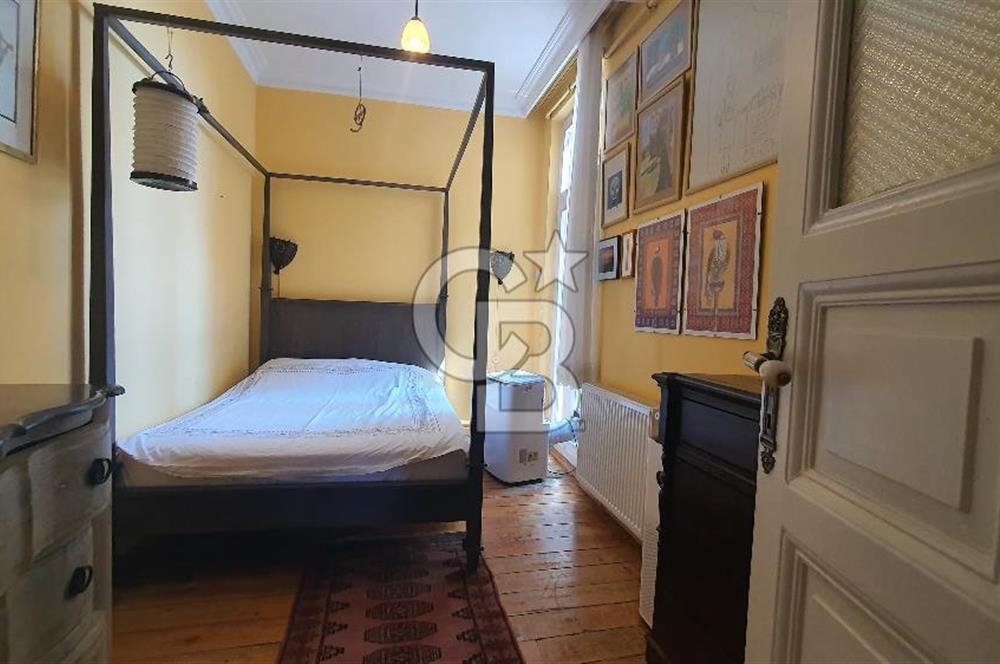 FLAT FOR SALE İN BEYOĞLU WHERE HISTORICAL DISTRICT OF ISTANBUL 