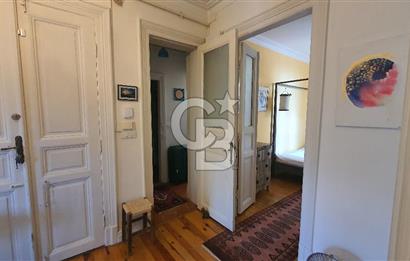 FLAT FOR SALE İN BEYOĞLU WHERE HISTORICAL DISTRICT OF ISTANBUL 