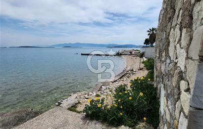 ÇEŞMEALTI;BAHÇELİ, TERASLI, PLAJA 50 METRE SATILIK DUBLEKS VİLLA