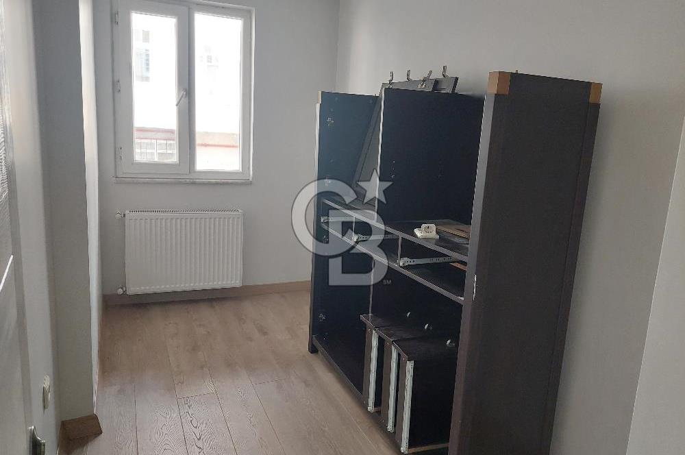 Pendik Aydınlıyolu Caddesi kiralık 2+1 daire içi yeni masrafsız