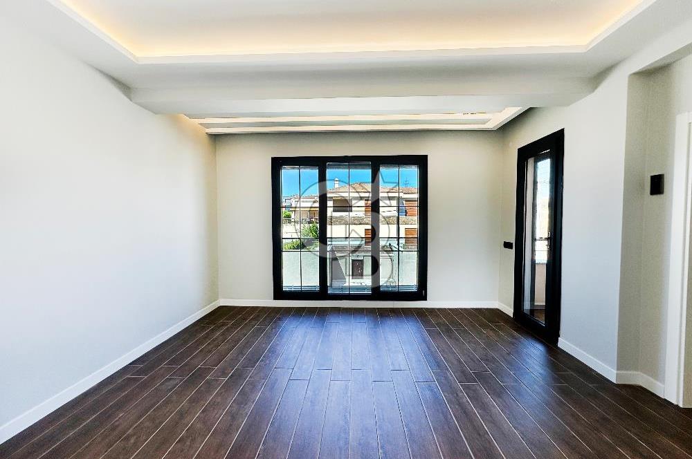 CB EAGLE'Dan YENİ MAH. 3+1 MÜSTAKİL HAVUZ VE BAHÇELİ 285m² VİLLA