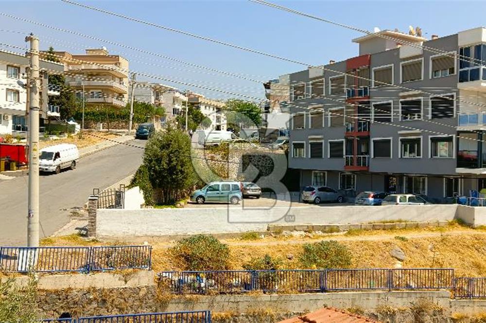 Çiğli Maltepe Pazaryerinde 3 Katlı Binada Çatı Katı Satılık Daire