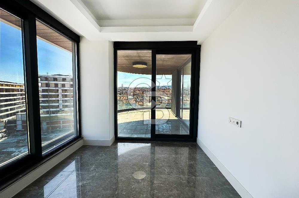 CB EAGLE'Dan E-RESIDENCE'DA 3+1 KIŞ BAHÇELİ 178 m² DAİRE