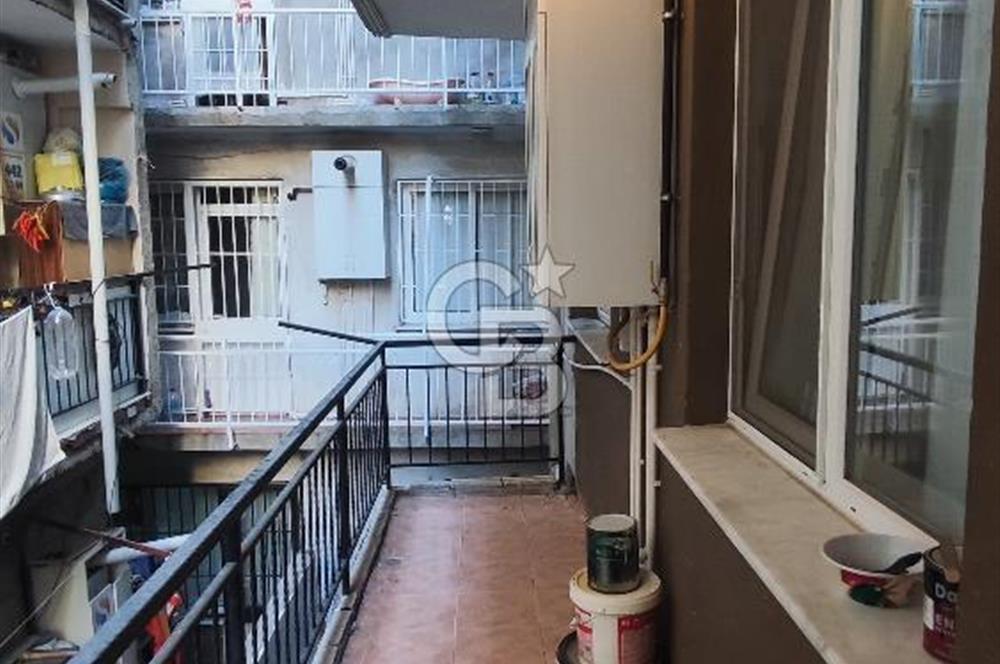 BUCA İNÖNÜ MAHALLESİNDE ARA KAT  DOĞALGAZLI SATILIK DAİRE