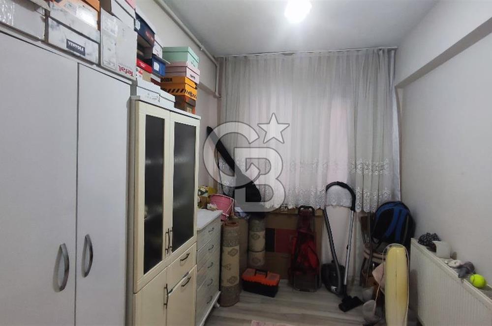 BUCA İNÖNÜ MAHALLESİNDE ARA KAT  DOĞALGAZLI SATILIK DAİRE