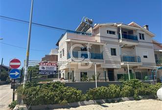 ÇEŞMEALTI DENİZE İLK SOKAK MANZARALI VİLLA