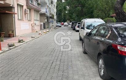 BORNOVA MERKEZDE METROYA 2 DK MESAFEDE 3+1 KİRALIK DAİRE