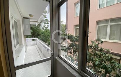 BORNOVA MERKEZDE METROYA 2 DK MESAFEDE 3+1 KİRALIK DAİRE