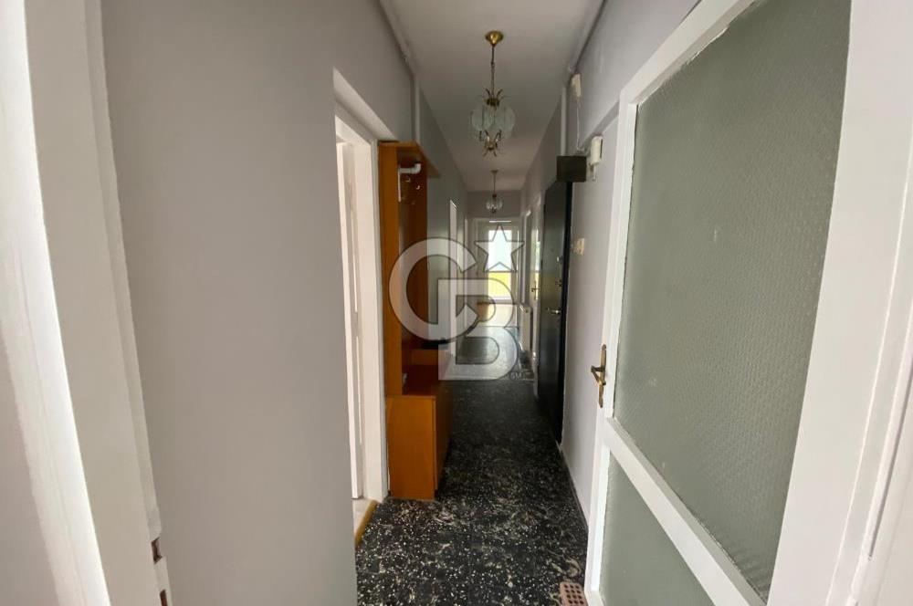 BORNOVA MERKEZDE METROYA 2 DK MESAFEDE 3+1 KİRALIK DAİRE