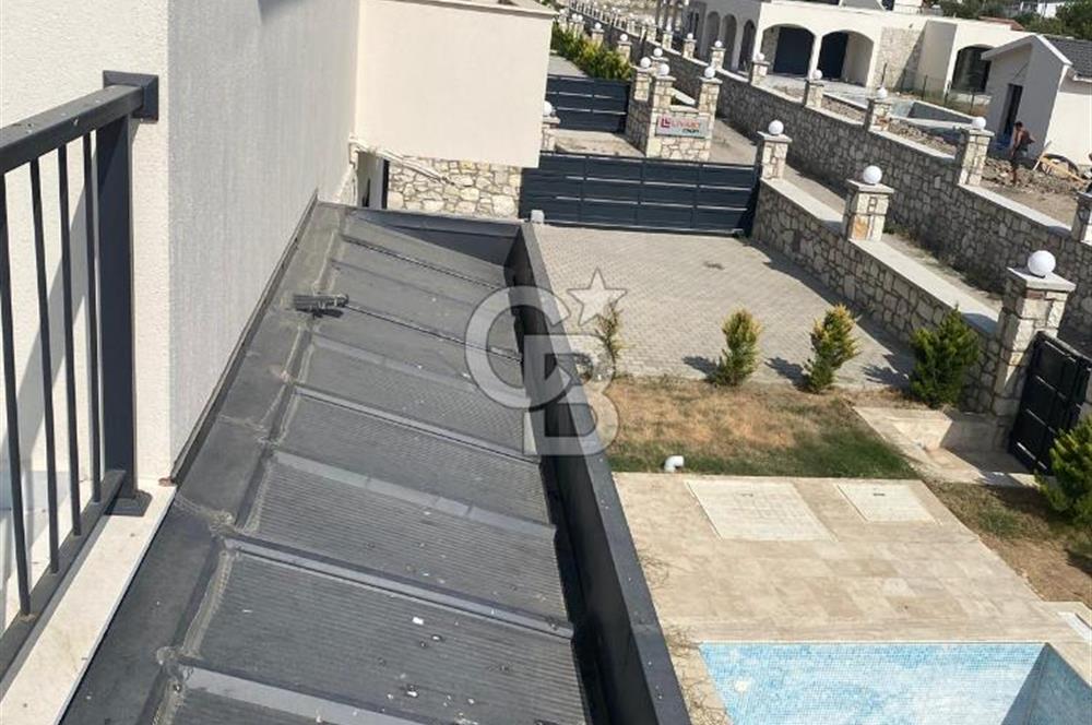 Urla Kuşçular'da Yüzme Havuzlu Villa