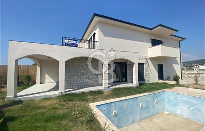 Urla Kuşçular'da Yüzme Havuzlu Villa