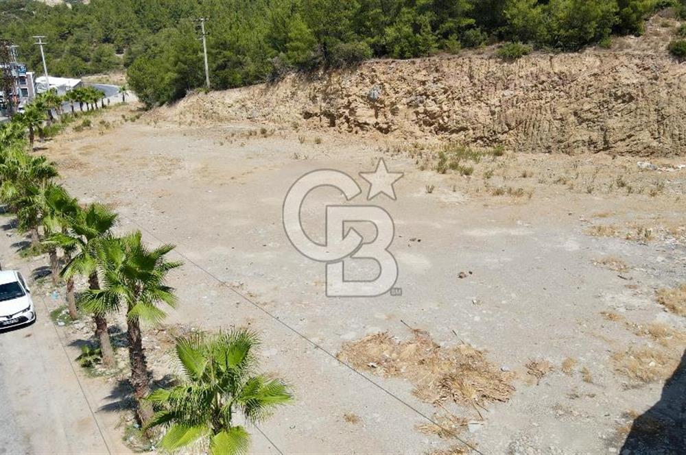 BORNOVA GÖKDERE ANA YOLA 34 METRE CEPHELİ SATILIK TARLA