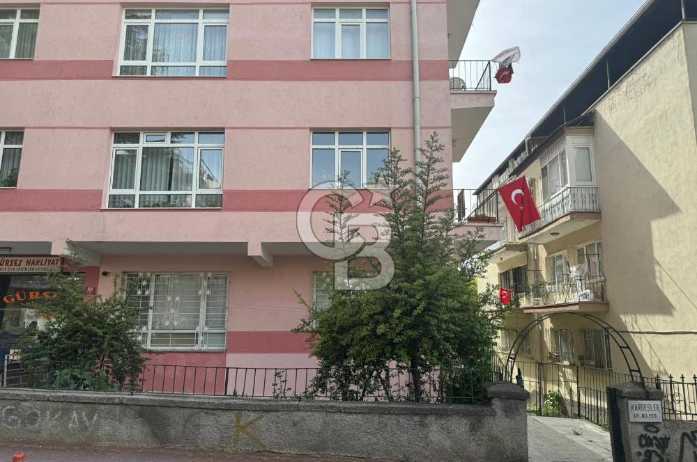 ESAT BAŞÇAVUŞ SOKAK'TA 3+1 KİRALIK DAİRE