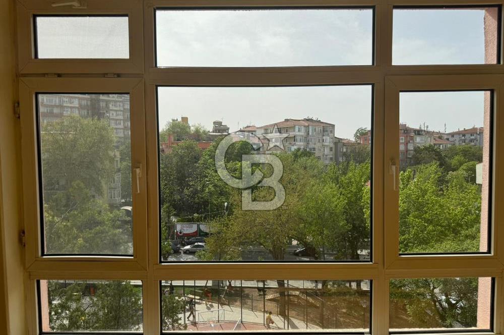 ESAT BAŞÇAVUŞ SOKAK'TA 3+1 KİRALIK DAİRE