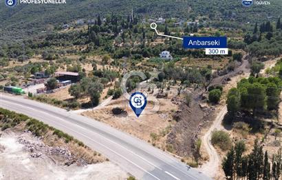 Karaburun Anbarseki'de Ana Yola Cepheli 1926 m² Tarla