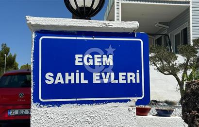 ÇEŞME GERMİYAN EGEM SAHİL SİTESİNDE SATILIK VİLLA