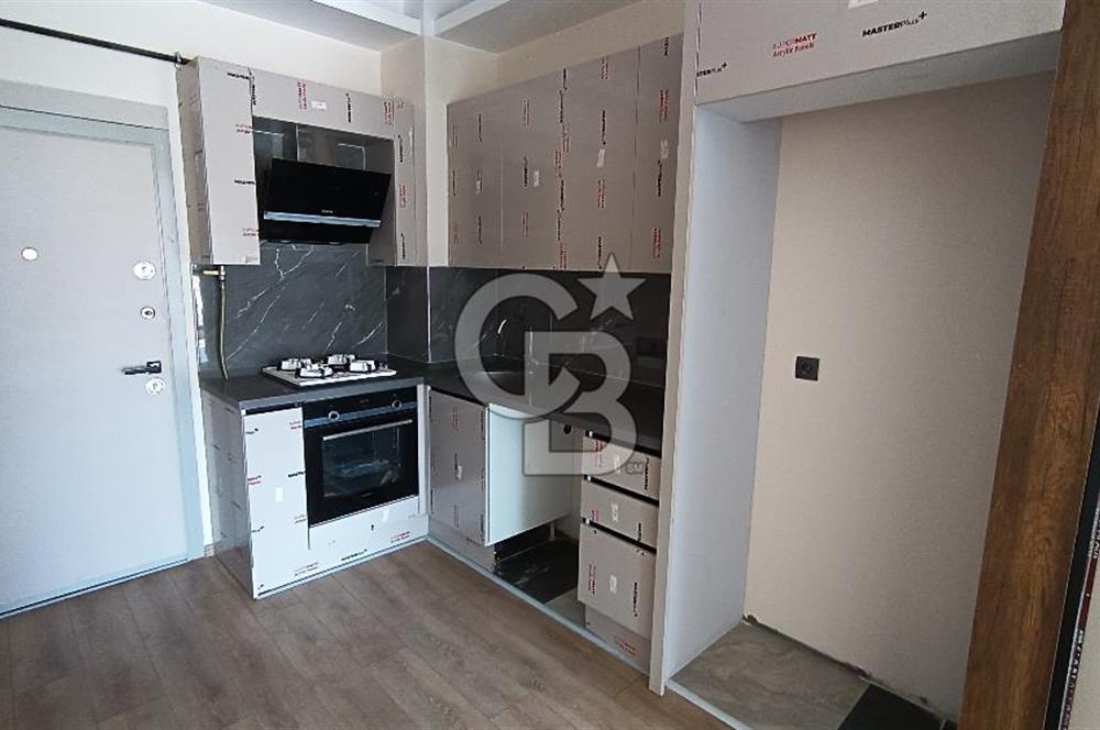 Site içi havuzlu kiralık 1+1 daire