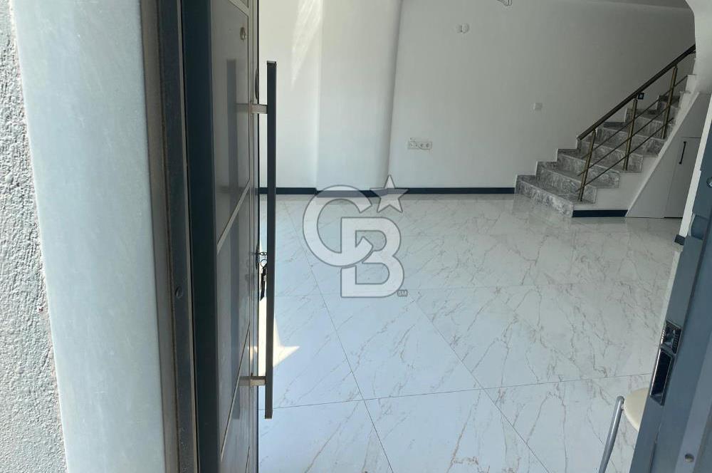 Urla Atatürk'te 3+1 Kiralık Denize 50 adım Sıfır Bina