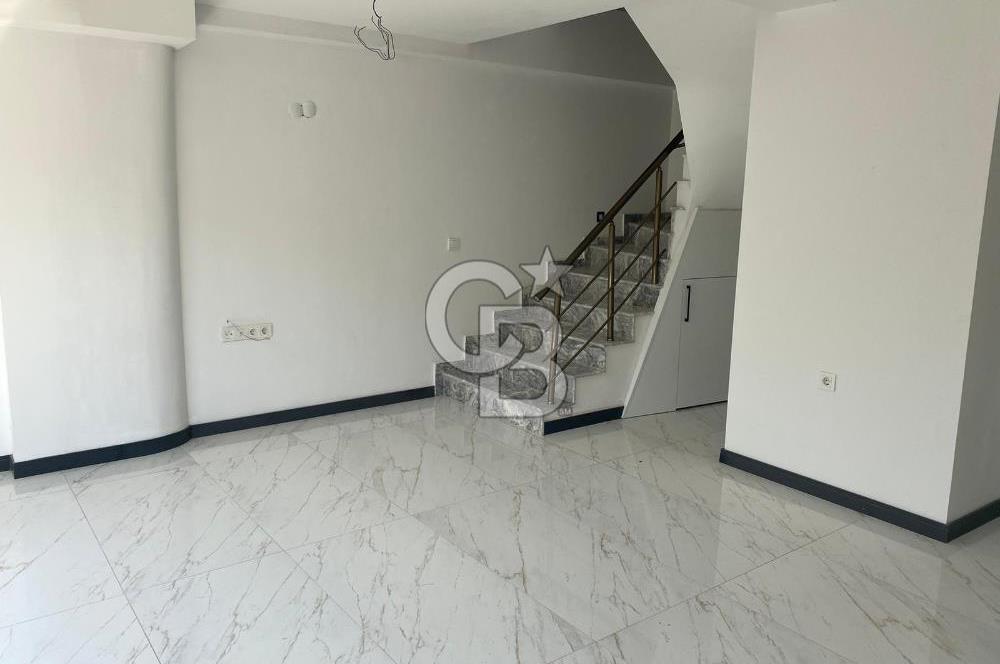 Urla Atatürk'te 3+1 Kiralık Denize 50 adım Sıfır Bina