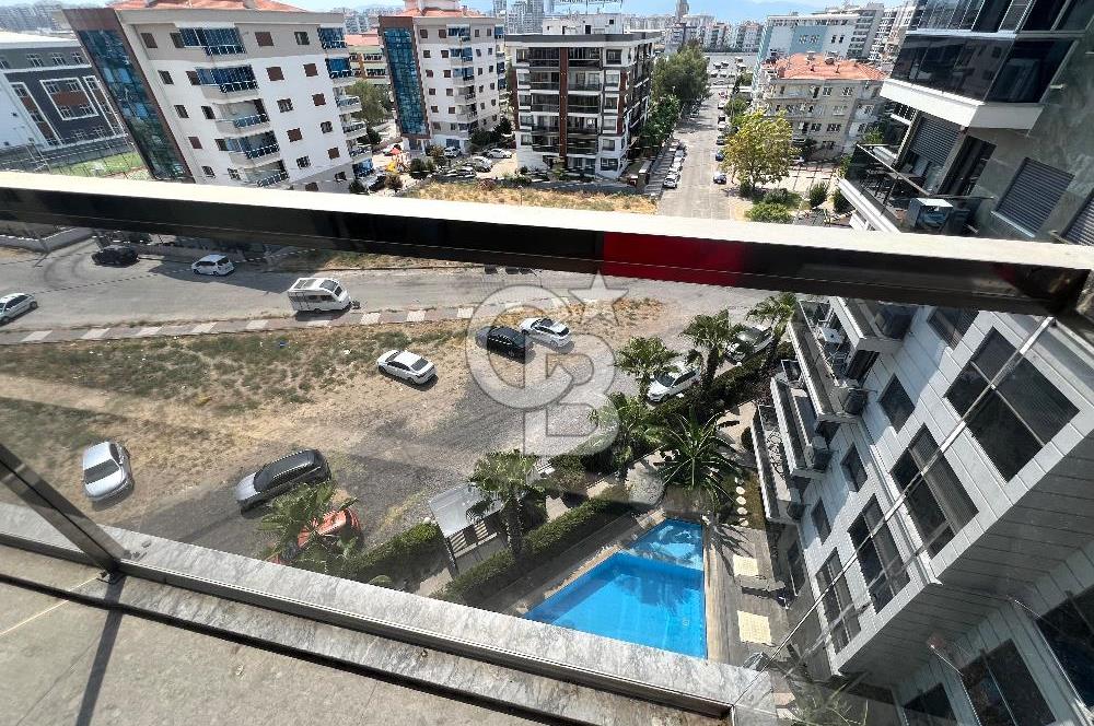 Ataşehir Tanınmış Suit Sitesinde Satılık 2+1 Daire