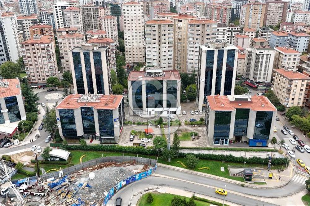 Kozyatağı E5 Üzeri Katta Tek Prestijli 300m2 Ofis Katı