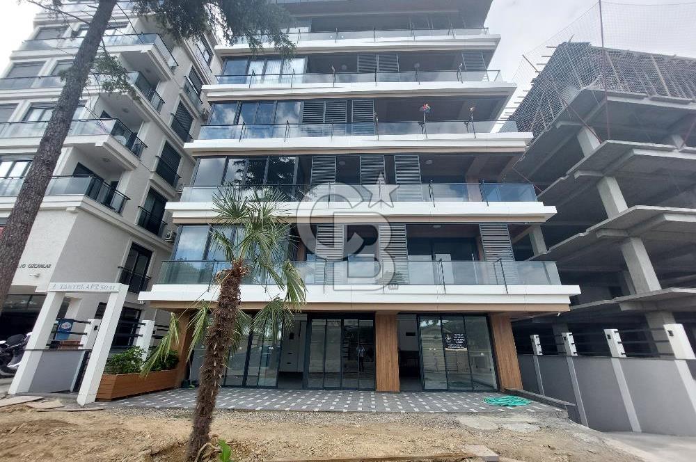 Pendik Batı mahallesinde sıfır kiralık 200 m2 dükkan işyeri